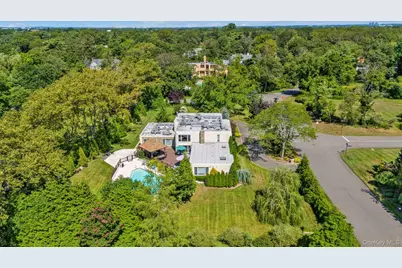 10 Macy Drive, Hewlett Bay Park, NY 11557 - Photo 41