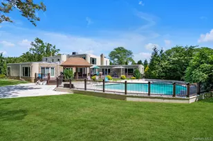 10 Macy Dr, Hewlett Bay Park, NY 11557 - Photo 25