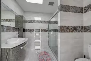 10 Macy Dr, Hewlett Bay Park, NY 11557 - Photo 19