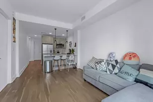 21-10 44th Dr, Long Island City, NY 11101 - Photo 9