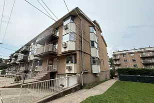 1086 E 73rd St, Brooklyn, NY 11234 - Photo 9