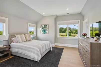 29 Wood Edge Court, Water Mill, NY 11976 - Photo 17