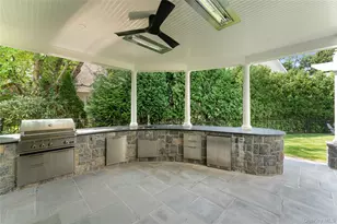 217 Rock Creek Ln, Scarsdale, NY 10583 - Photo 27