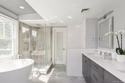 330 Private Road, Patchogue, NY 11772 - Photo 31