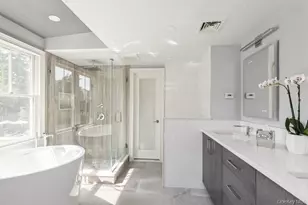 330 Private Rd, Patchogue, NY 11772 - Photo 31