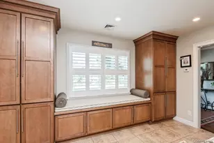 330 Private Rd, Patchogue, NY 11772 - Photo 29