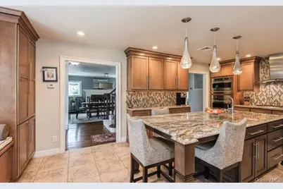 330 Private Road, Patchogue, NY 11772 - Photo 23