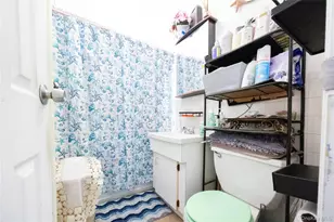 1506 Overing St, Bronx, NY 10461 - Photo 9