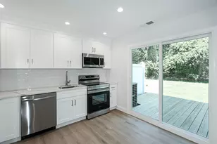 5 Amesworth Ct, Middle Island, NY 11953 - Photo 9