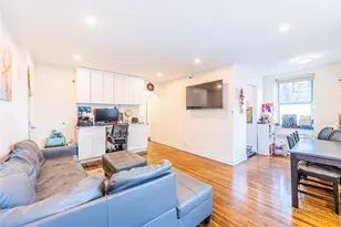 35-31 205th St, Bayside, NY 11361 - Photo 13