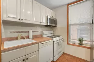 1036 Metcalf Ave, Bronx, NY 10472 - Photo 5