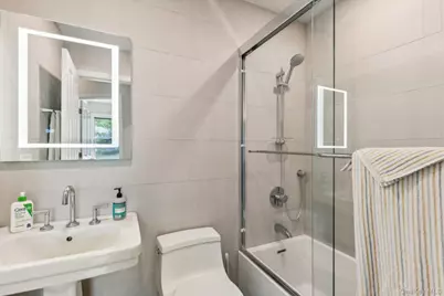 17A Oak Meadow Lane, Bellport, NY 11713 - Photo 13