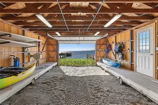 74 Cedar Ln W, Remsenburg, NY 11960 - Photo 37