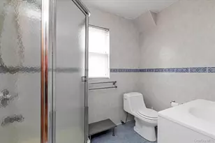 48-18 202nd St, Bayside, NY 11364 - Photo 15