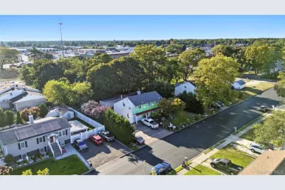 214 Tree Avenue, Central Islip, NY 11722 - Photo 3