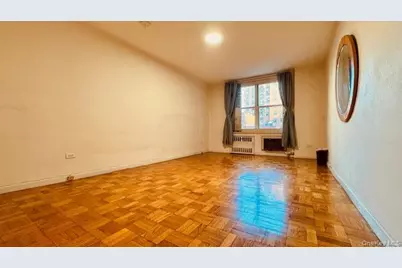 142-05 Roosevelt Avenue #204, Flushing, NY 11354 - Photo 15