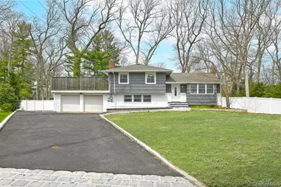 5 Shadywood Court, Huntington, NY 11743 - Photo 1