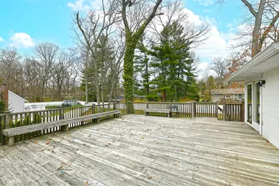 5 Shadywood Court, Huntington, NY 11743 - Photo 13