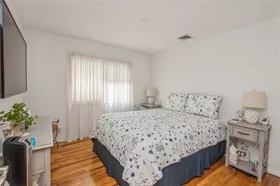 347 Bayville Avenue, Bayville, NY 11709 - Photo 13