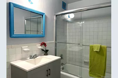 25 Franklin Avenue #2-K, White Plains, NY 10601 - Photo 17