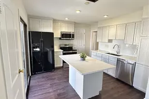 39 Comerford St, Port Jefferson Station, NY 11776 - Photo 3