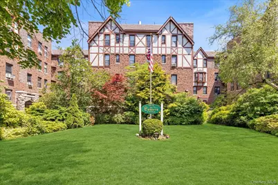 160-15 Powells Cove Boulevard #C202, Whitestone, NY 11357 - Photo 13