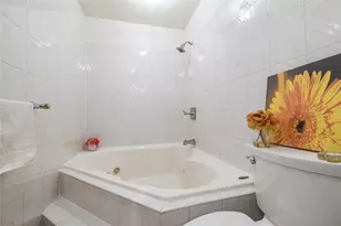 126-17 101st Ave, Richmond Hill, NY 11419 - Photo 7