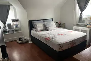 5 Crest Pl, Elmsford, NY 10523 - Photo 13