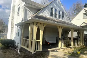 5 Crest Pl, Elmsford, NY 10523 - Photo 3