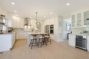 23 Belmont Cir, Syosset, NY 11791 - Photo 11