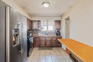 8 Willoughby St, Brentwood, NY 11717 - Photo 15