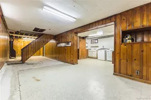 80-15 168th St, Jamaica, NY 11432 - Photo 23