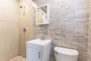 80-15 168th St, Jamaica, NY 11432 - Photo 11