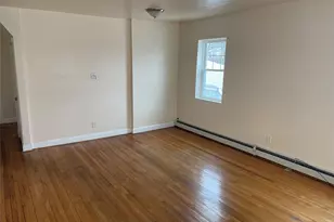 918 10th St, West Babylon, NY 11704 - Photo 7