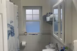 918 10th St, West Babylon, NY 11704 - Photo 5