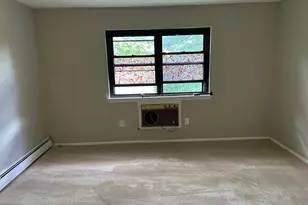 220 Sneden Pl, Spring Valley, NY 10977 - Photo 17