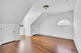 158 E Shore Rd, Huntington, NY 11743 - Photo 37