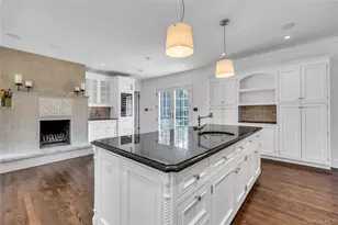 158 E Shore Rd, Huntington, NY 11743 - Photo 19