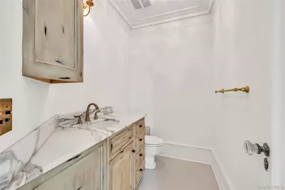 158 E Shore Road, Huntington, NY 11743 - Photo 27