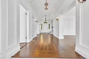 158 E Shore Rd, Huntington, NY 11743 - Photo 7