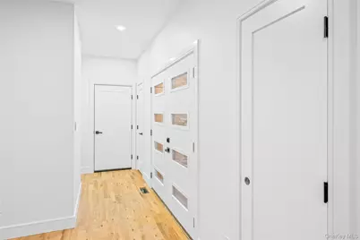 26 Tremont Avenue, Patchogue, NY 11772 - Photo 27