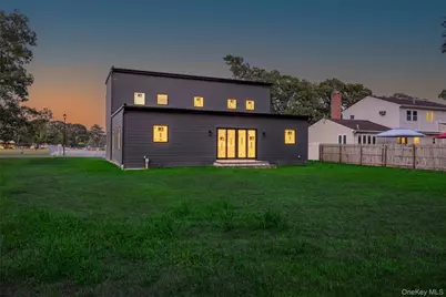 26 Tremont Avenue, Patchogue, NY 11772 - Photo 5