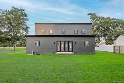 26 Tremont Avenue, Patchogue, NY 11772 - Photo 11