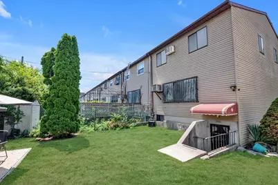 613 Elton Street, Brooklyn, NY 11208 - Photo 17