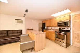 320 E Shore Rd, Great Neck, NY 11023 - Photo 21