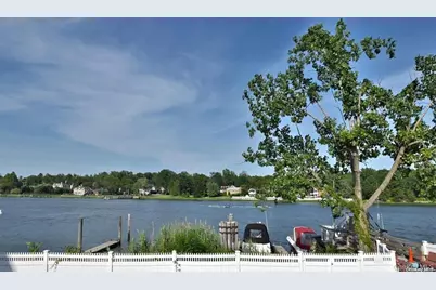 320 E Shore Road #2-A, Great Neck, NY 11023 - Photo 19