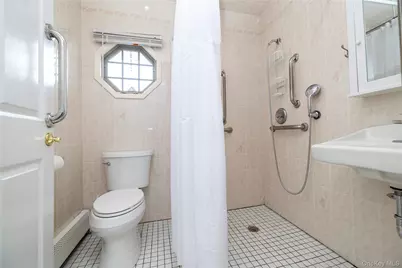 3843 Sally Lane, Oceanside, NY 11572 - Photo 15