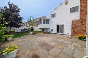 3843 Sally Ln, Oceanside, NY 11572 - Photo 21