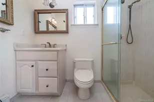 3843 Sally Ln, Oceanside, NY 11572 - Photo 25