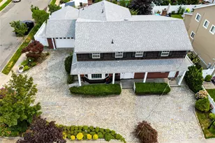 3843 Sally Ln, Oceanside, NY 11572 - Photo 3